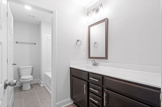 2640 Rafiki Drive, Clarksville, TN 37042