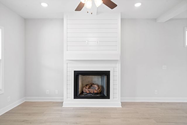 2640 Rafiki Drive, Clarksville, TN 37042