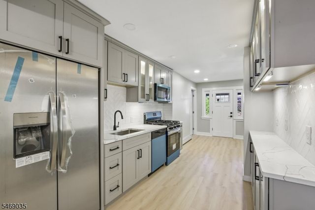 74 Nakomis Path, Lincoln Park Boro, NJ 07035