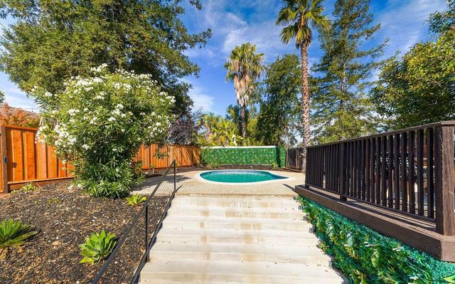 17293 Sereno Court, Monte Sereno, CA 95030