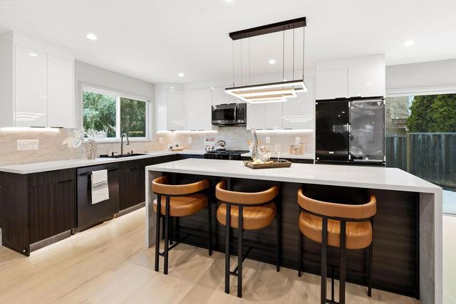 17293 Sereno Court, Monte Sereno, CA 95030