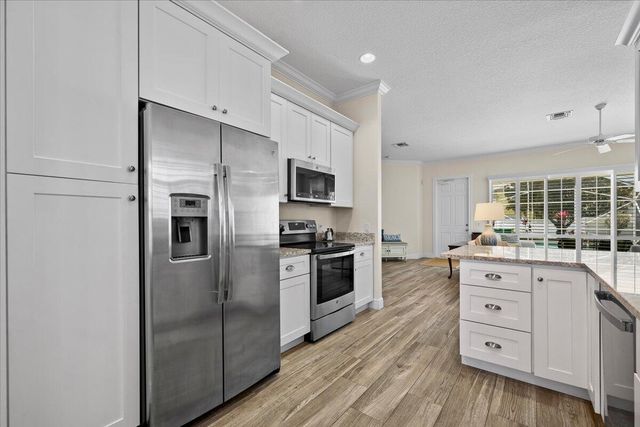 227 Caravelle Drive, Jupiter, FL 33458