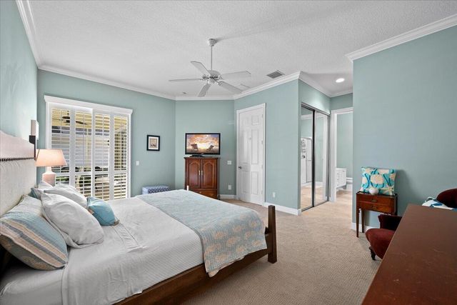 227 Caravelle Drive, Jupiter, FL 33458