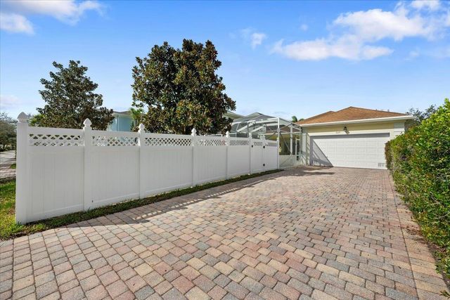 227 Caravelle Drive, Jupiter, FL 33458