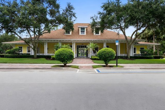 227 Caravelle Drive, Jupiter, FL 33458