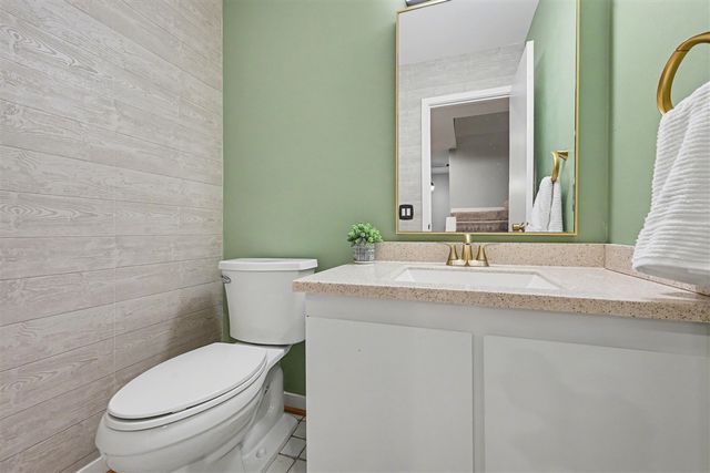 125 Balmoral Court, Kalamazoo, MI 49006