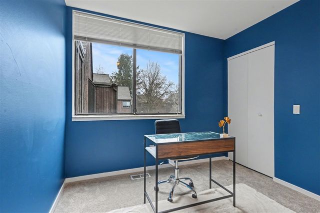 125 Balmoral Court, Kalamazoo, MI 49006