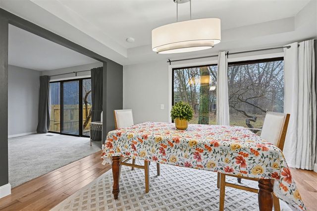 125 Balmoral Court, Kalamazoo, MI 49006