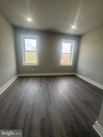 2811 E PRESTON ST, Baltimore, MD 21213