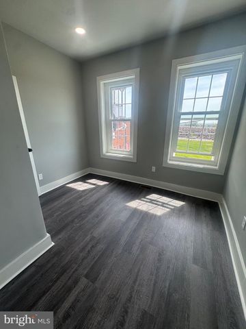 2811 E PRESTON ST, Baltimore, MD 21213