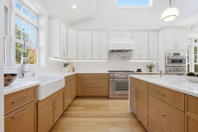 40 Elm Street, North Reading, MA 01864