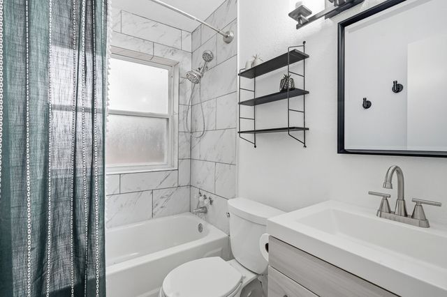 3229 Timberview Court, Corinth, TX 76210