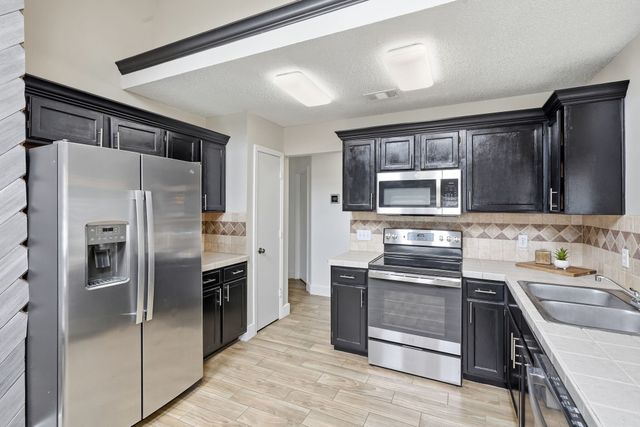 3229 Timberview Court, Corinth, TX 76210