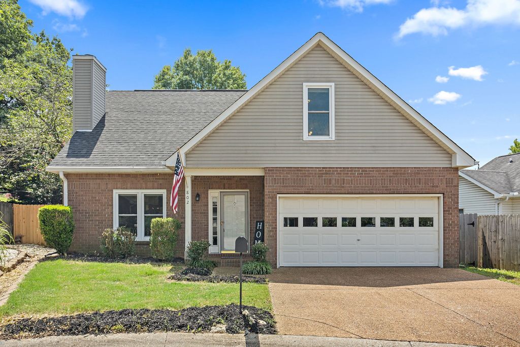 802 Conway Pl, Old Hickory, TN 37138