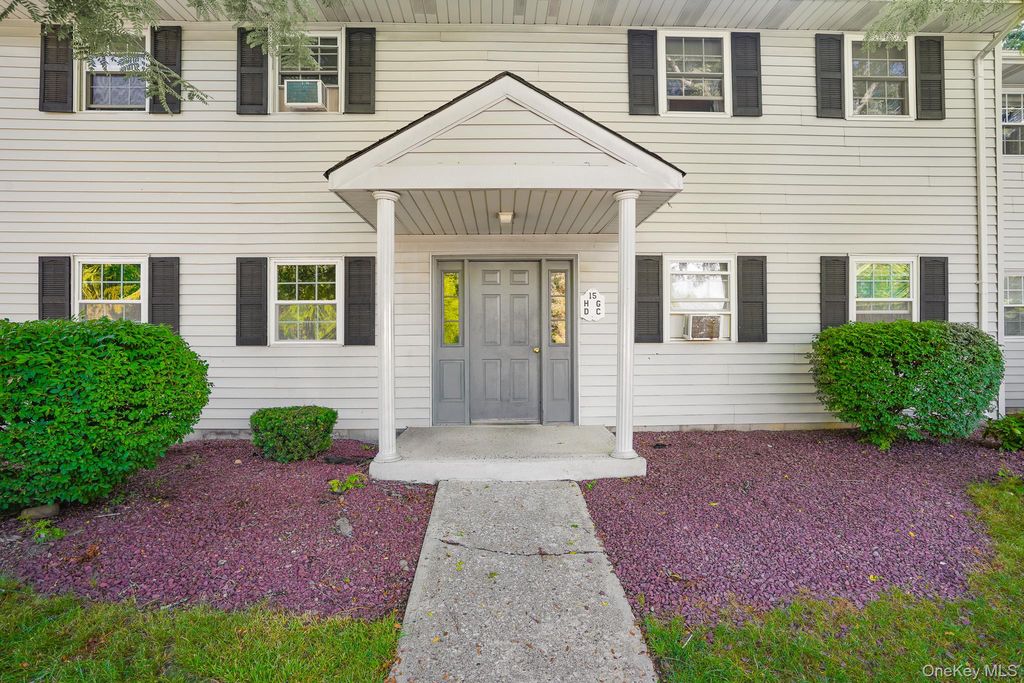 15 Fern Court D, Fishkill, NY 12524
