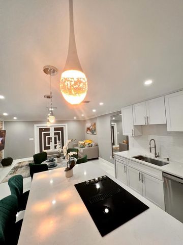 51 Lariat Circle, Boca Raton, FL 33487