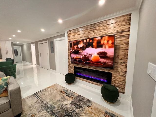 51 Lariat Circle, Boca Raton, FL 33487