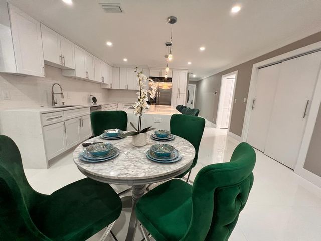 51 Lariat Circle, Boca Raton, FL 33487