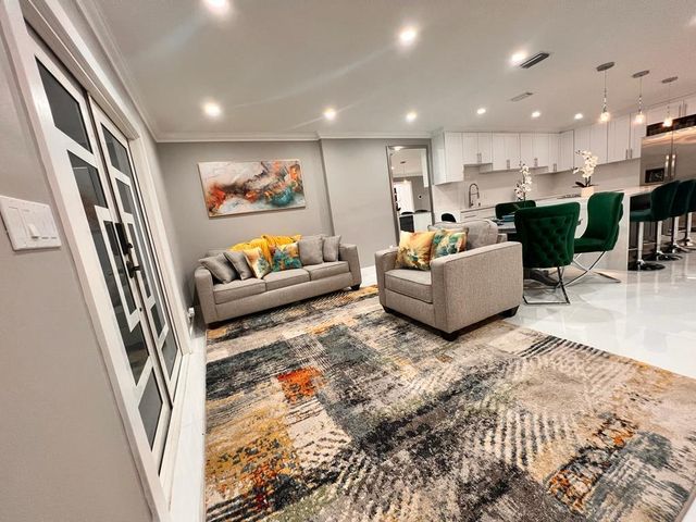 51 Lariat Circle, Boca Raton, FL 33487