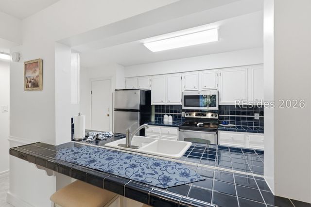 34 S Forest Beach Dr Apt C4, Hilton Head Island, SC 29928