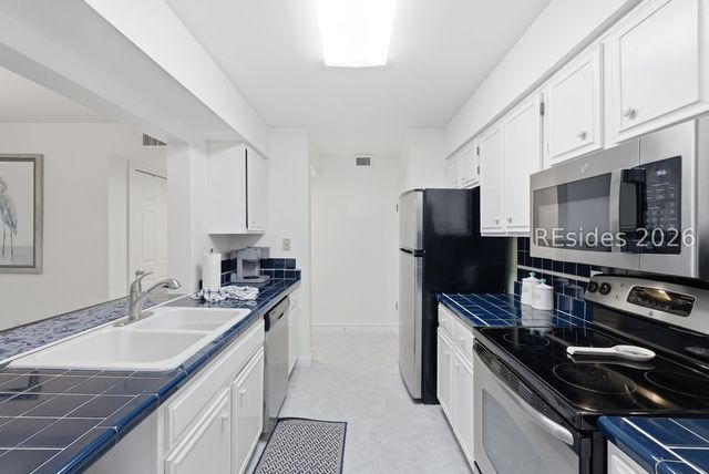 34 S Forest Beach Dr Apt C4, Hilton Head Island, SC 29928
