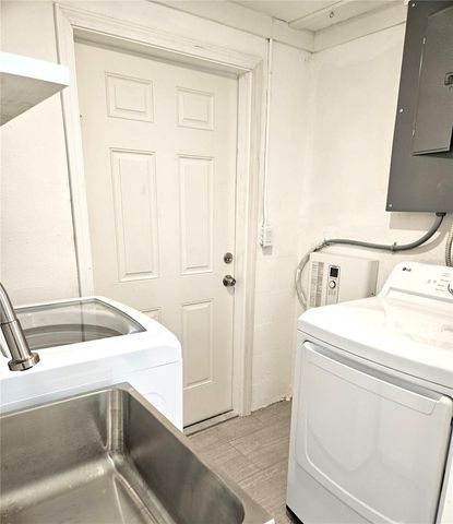 805 SPANISH DRIVE N, Longboat Key, FL 34228