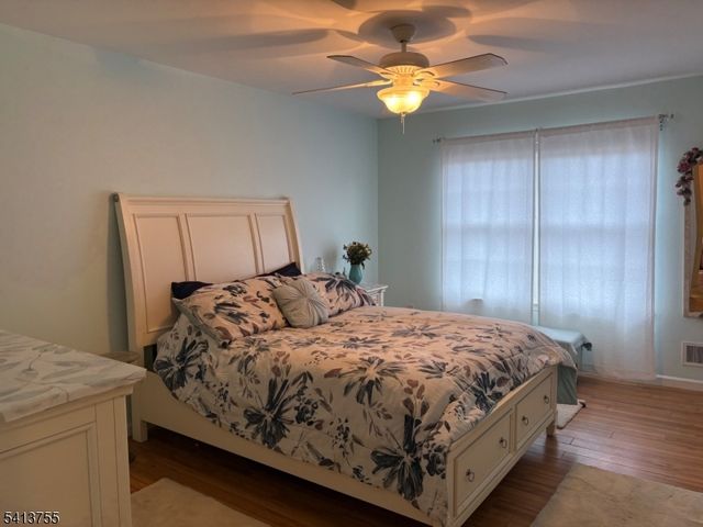 88 Lenape Trl, Washington Boro, NJ 07882