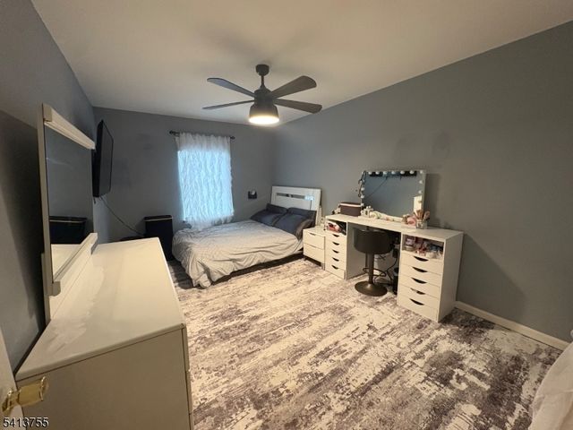 88 Lenape Trl, Washington Boro, NJ 07882