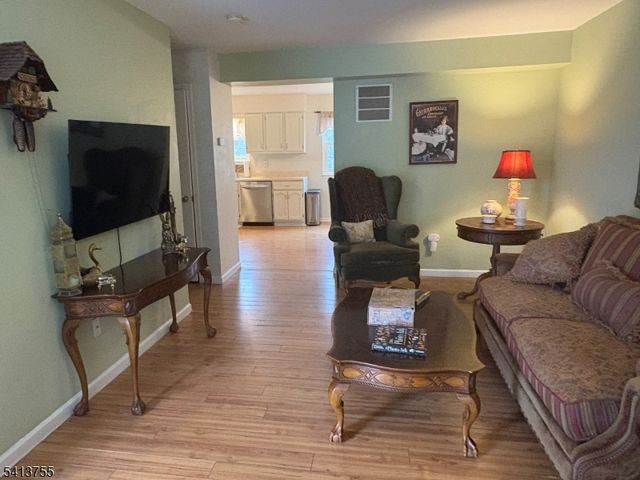 88 Lenape Trl, Washington Boro, NJ 07882