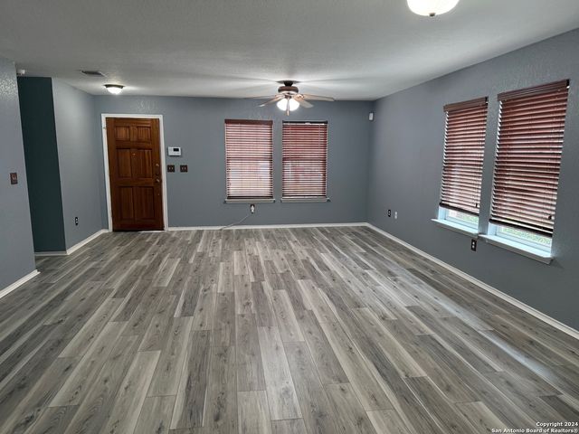 8203 Copper Gate, Converse, TX 78109