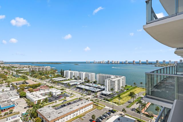 220 Lake Shore Drive 1823, Lake Park, FL 33403