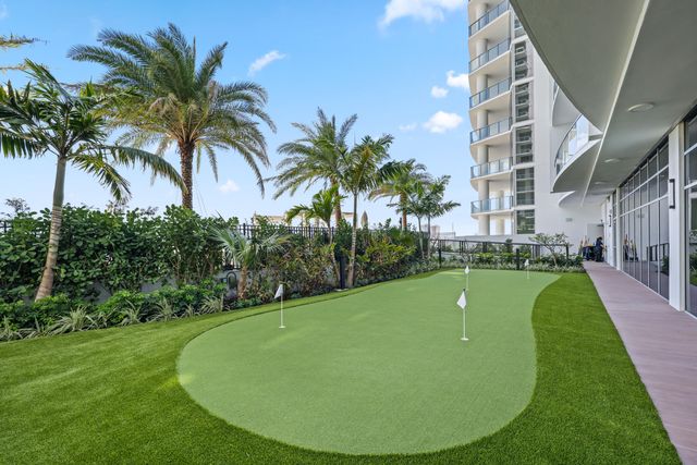 220 Lake Shore Drive 1823, Lake Park, FL 33403