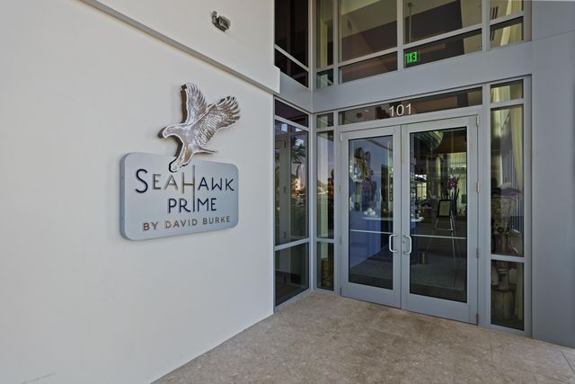 220 Lake Shore Drive 1823, Lake Park, FL 33403