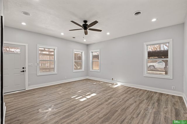 1305 Campanile Road, Waterloo, NE 68069