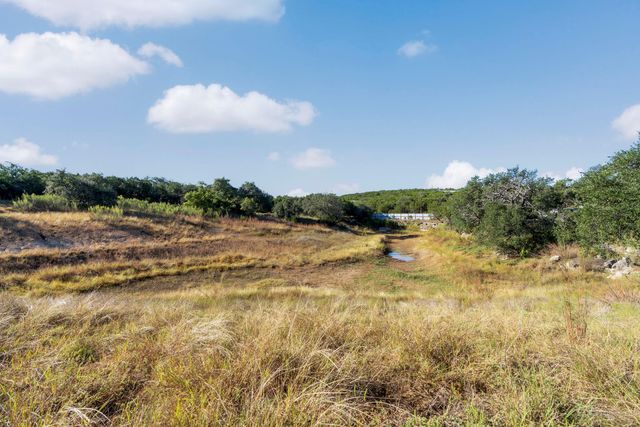 2021 Stagecoach Ranch RD, Dripping Springs, TX 78620