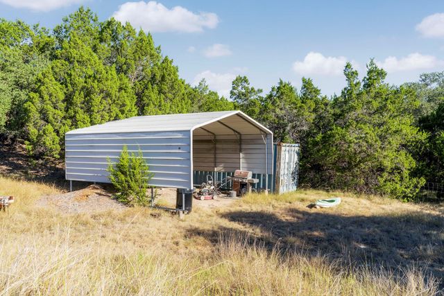 2021 Stagecoach Ranch RD, Dripping Springs, TX 78620