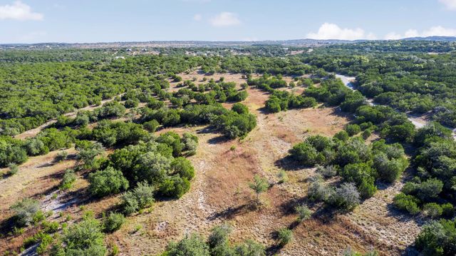 2021 Stagecoach Ranch RD, Dripping Springs, TX 78620