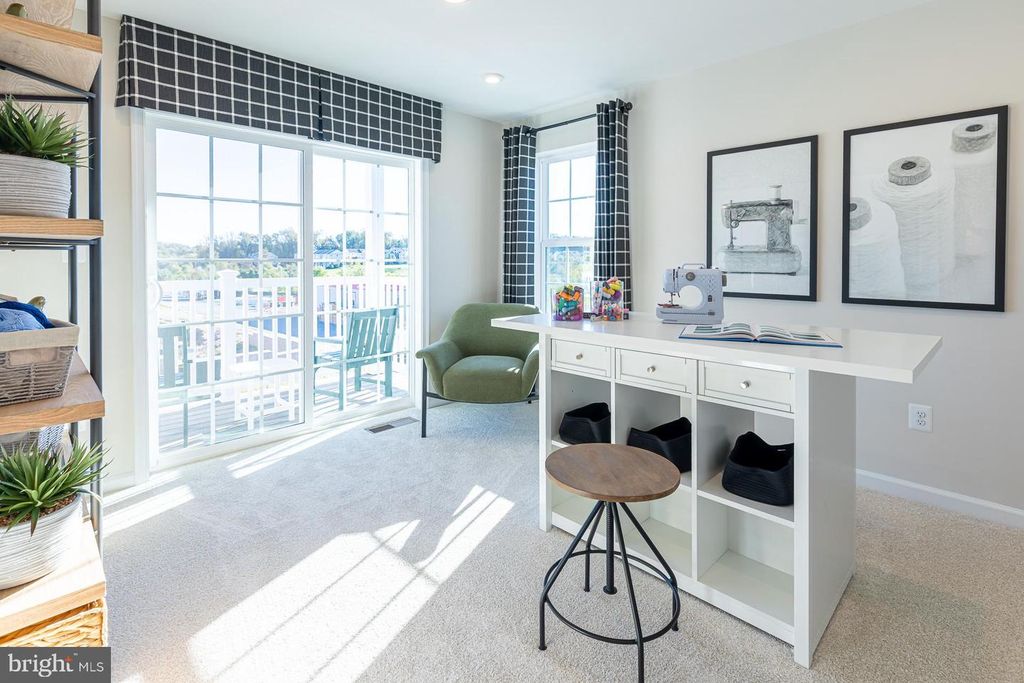Image 9 of property listing at 574 QUARRY PLACE CT, Reisterstown, MD 21136
