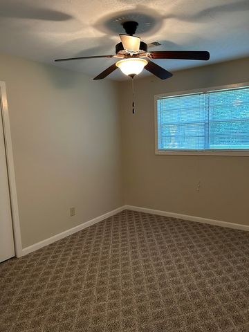 621 Miller Street, Young Harris, GA 30582
