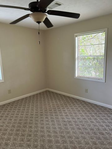 621 Miller Street, Young Harris, GA 30582