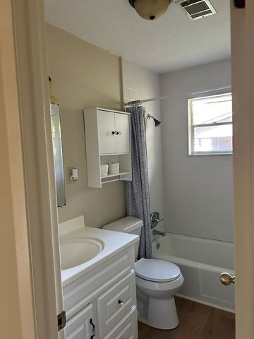 621 Miller Street, Young Harris, GA 30582