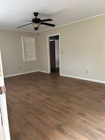 621 Miller Street, Young Harris, GA 30582