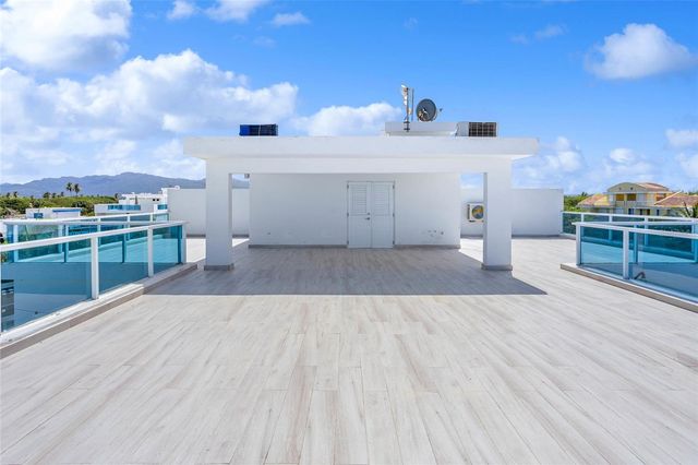 187 km 7 BO. MEDIANIA ALTA 401, Loiza, PR 00772