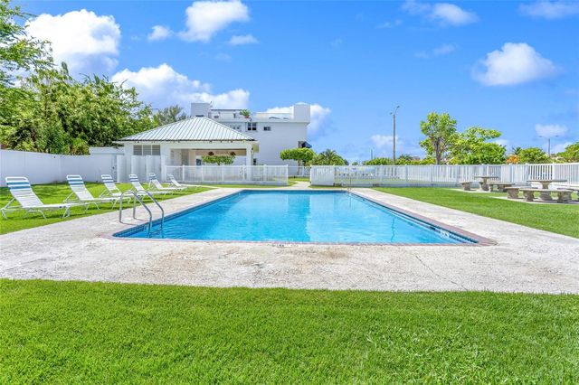 187 km 7 BO. MEDIANIA ALTA 401, Loiza, PR 00772