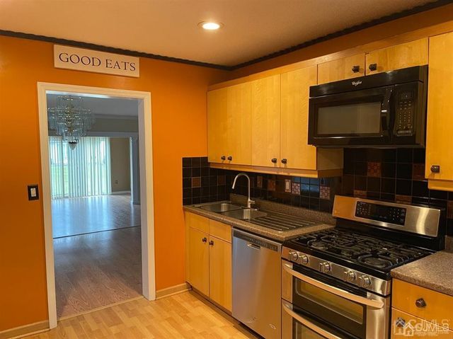 11 Bristol Drive, North Brunswick, NJ 08902