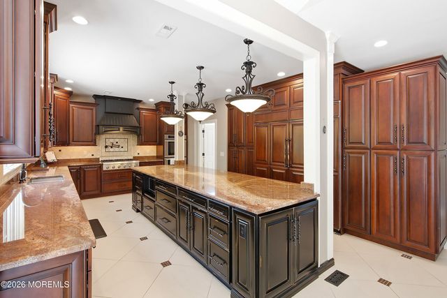 98 Summit Drive, Freehold, NJ 07728