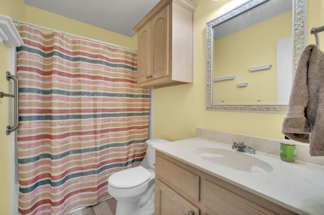 209 Alesha Road, Red Oak, TX 75154