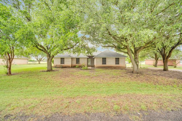 209 Alesha Road, Red Oak, TX 75154