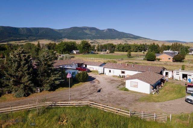 94 Willow Drive, Livingston, MT 59047