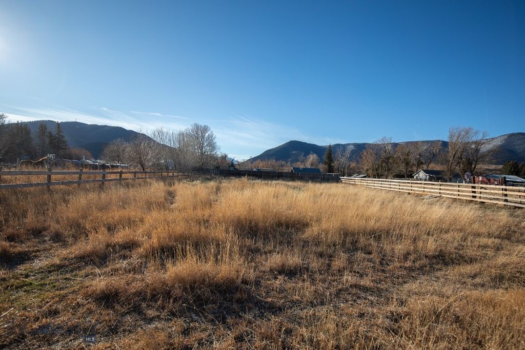 94 Willow Drive, Livingston, MT 59047 photo 18